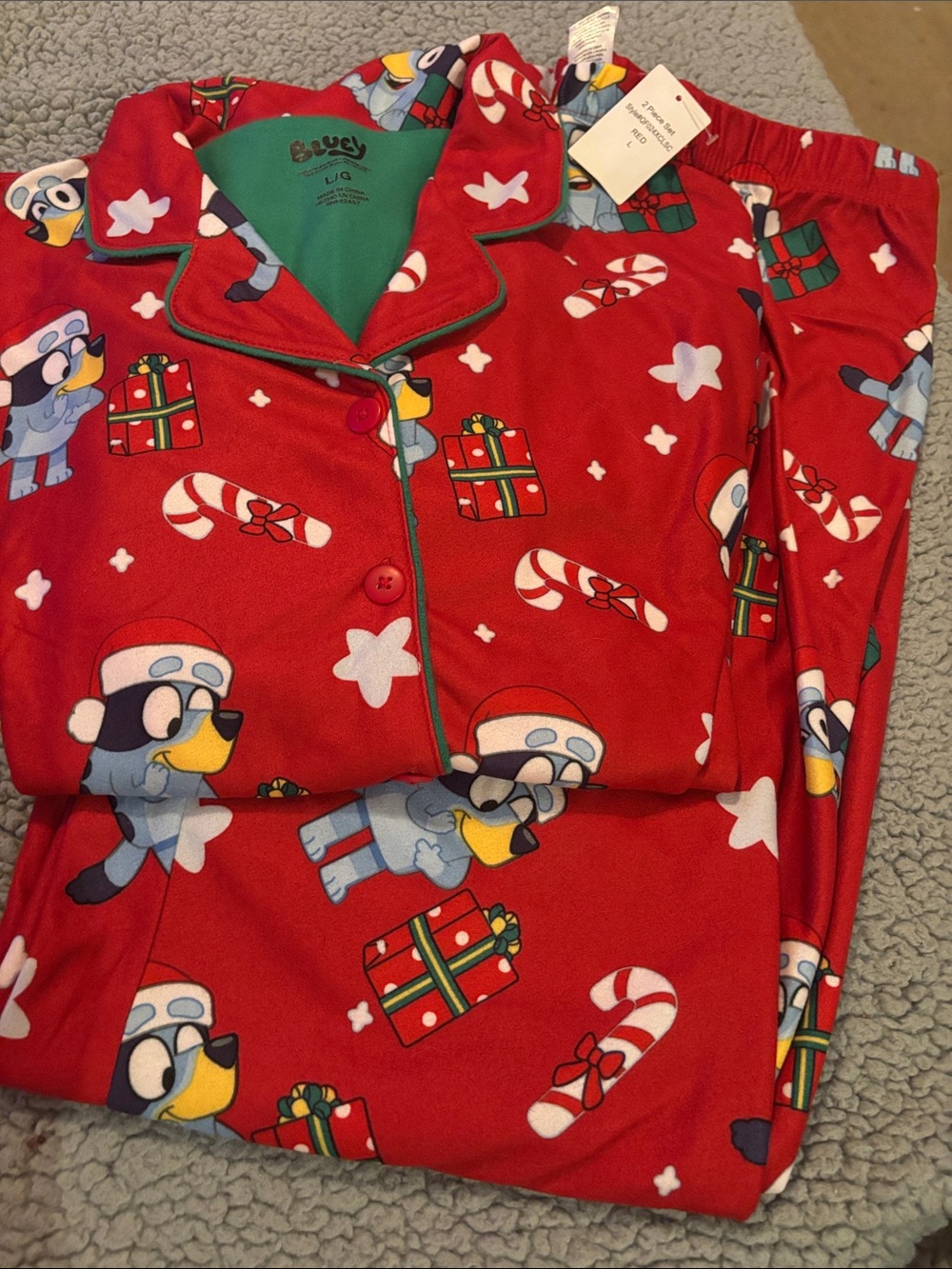 NWT Bluey Women’s Red Pajama Set Size Large